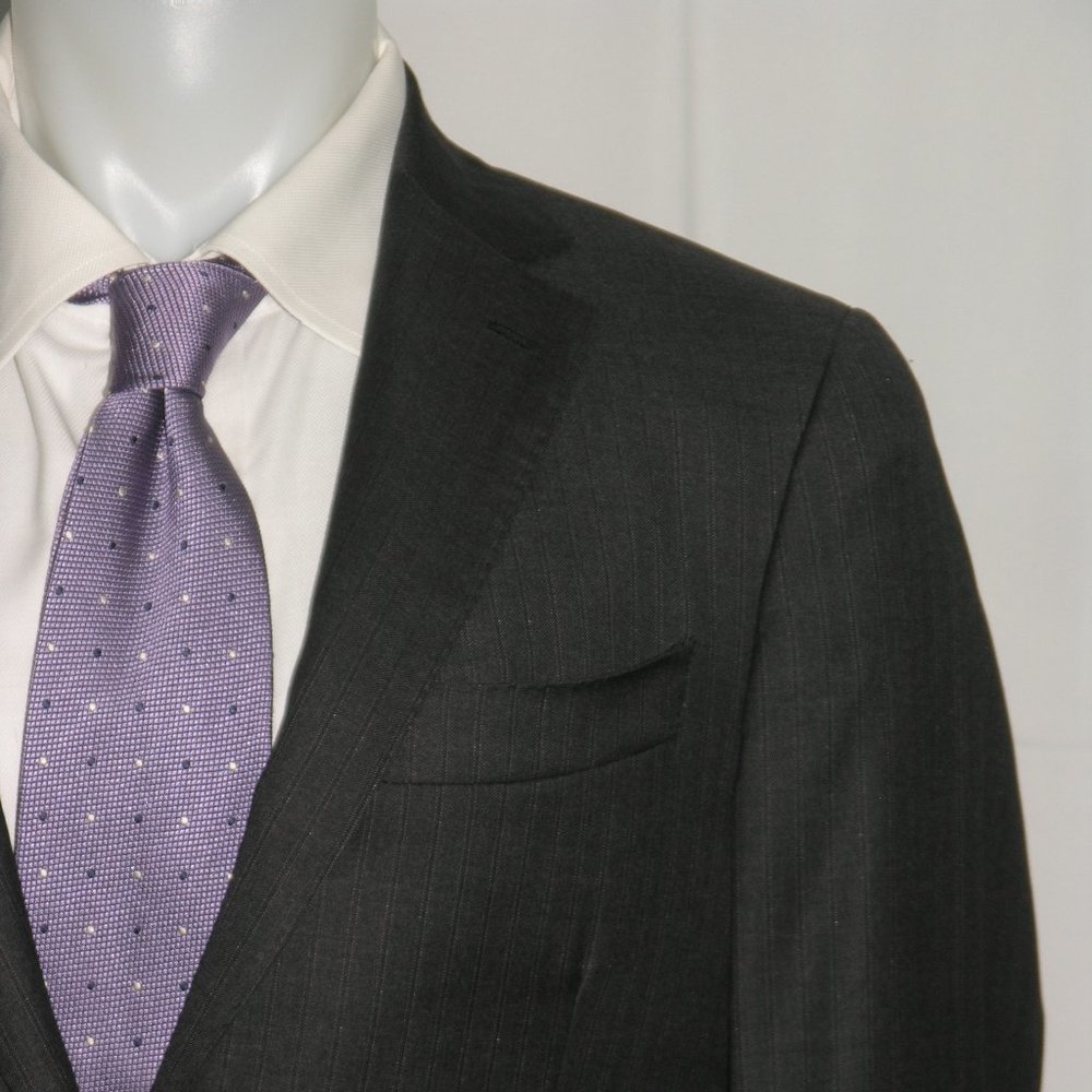 Isaia Base S Timeless Super 140 Charcoal Stripe Two Button Suit Jacket 40R